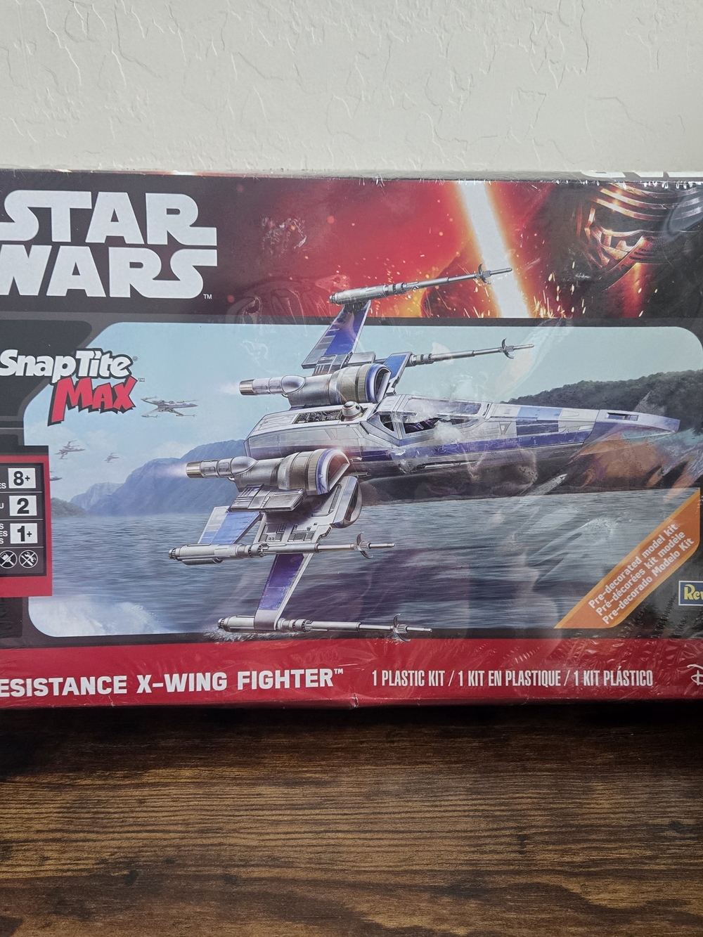 Star Wars SnapTite Max Resistance X-Wing Fighter - Blue and White Damaged Box